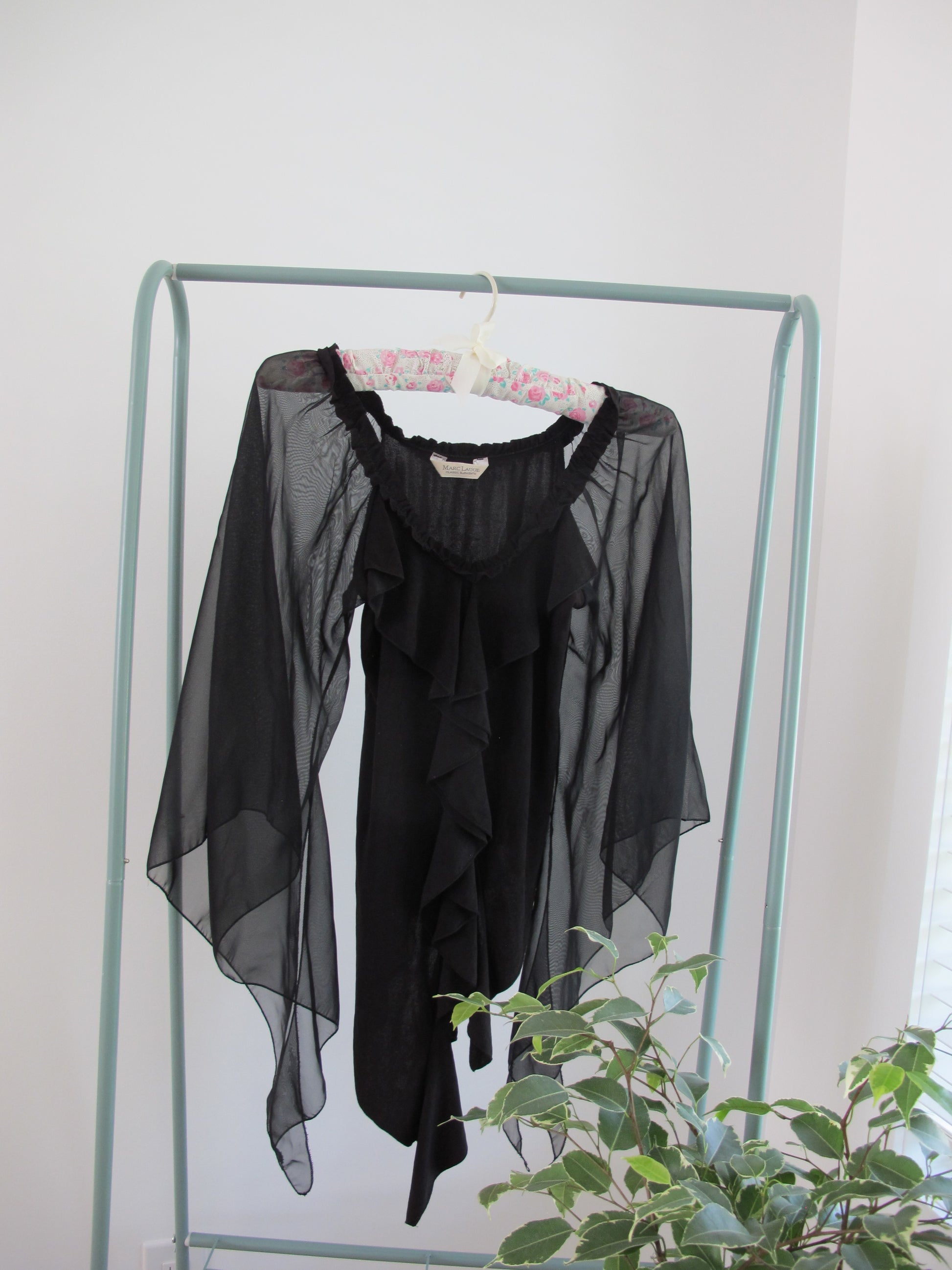 Black Lydia Top